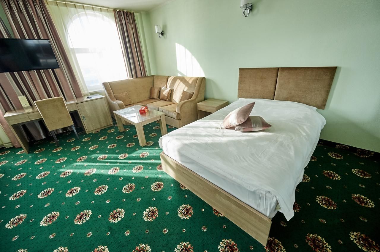 Гостиница Imperial Palace Hotel Южно-Сахалинск