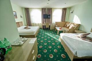 Гостиница Imperial Palace Hotel Южно-Сахалинск Двухместный номер с 2 отдельными кроватями-6
