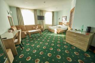 Гостиница Imperial Palace Hotel Южно-Сахалинск Стандартный двухместный люкс с 1 кроватью-2