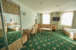 Гостиница Imperial Palace Hotel Южно-Сахалинск Стандартный двухместный люкс с 1 кроватью-4