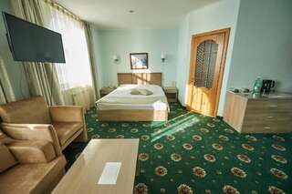 Гостиница Imperial Palace Hotel Южно-Сахалинск Стандартный двухместный люкс с 1 кроватью-8